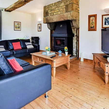 Lovely In Vire Normandie With Wifi Сasa de vacaciones