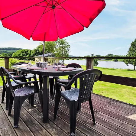 3 Bedroom Awesome Home In Vire Normandie * Saint-Martin-de-Tallevende
