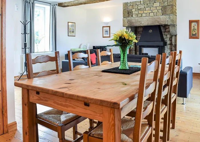 펜션 Lovely In Vire Normandie With Wifi